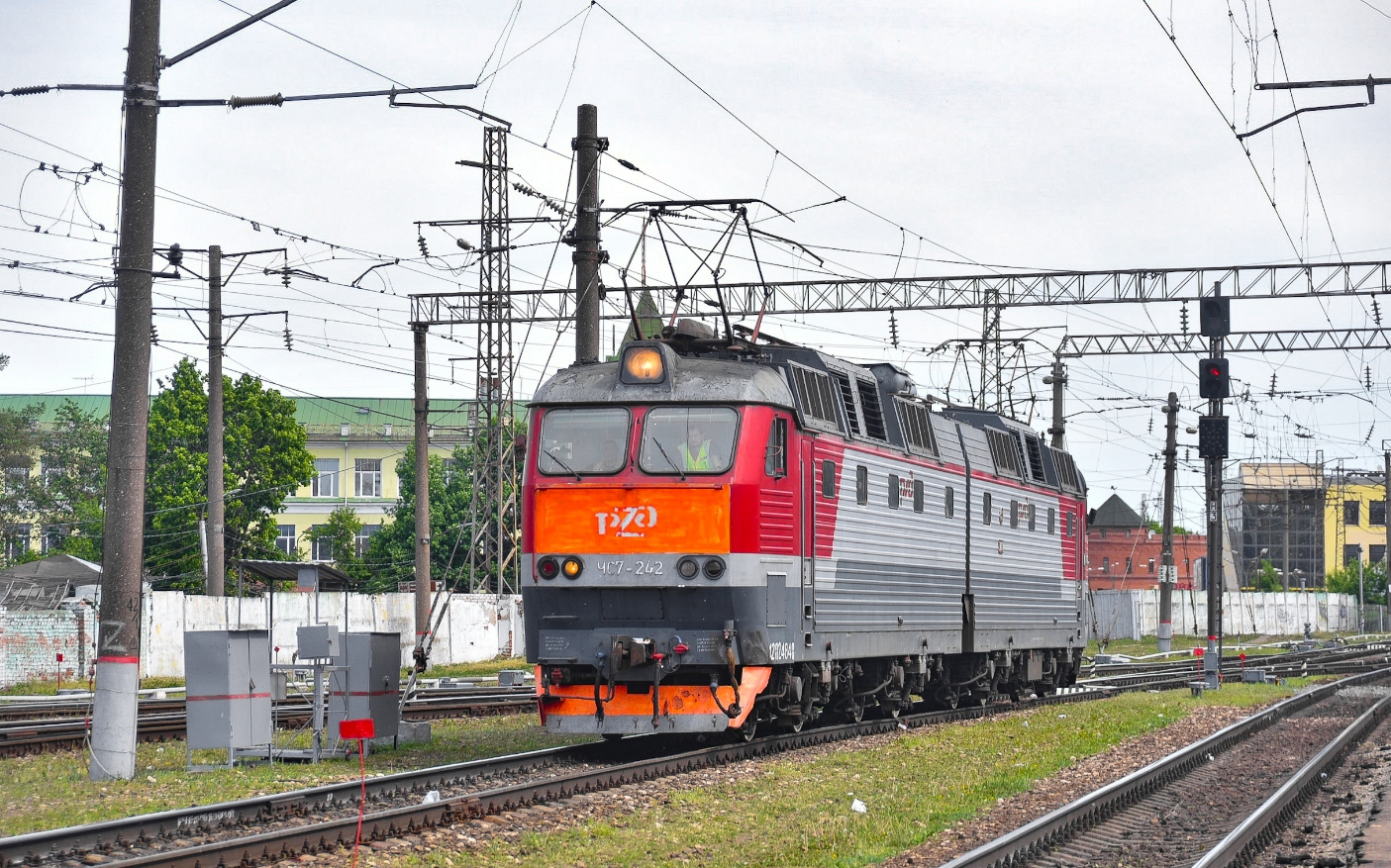 ЧС7-242