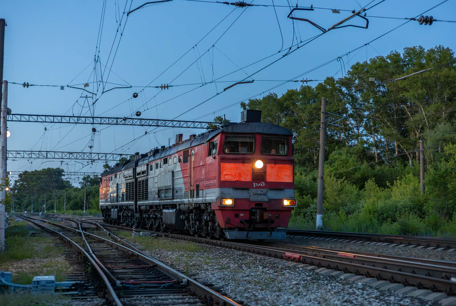 2ТЭ10М-2502