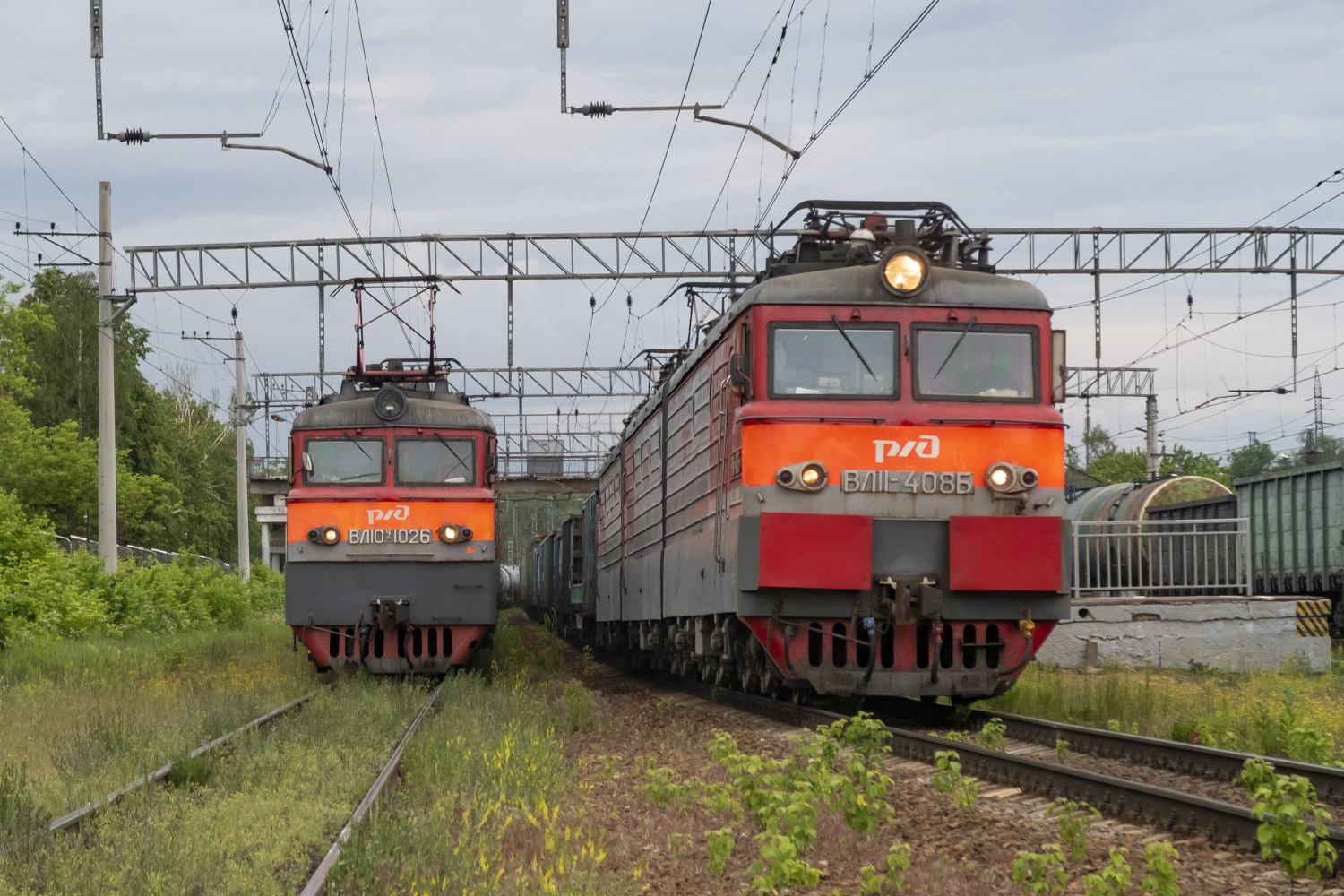 ВЛ11-408