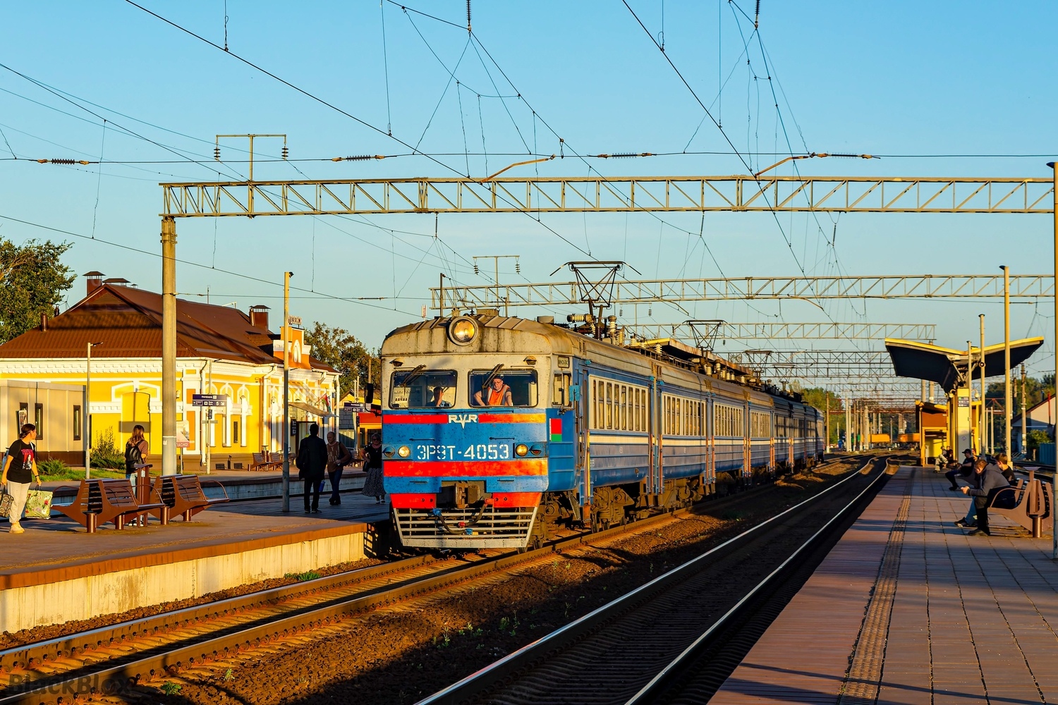 ЭР9Т-4053