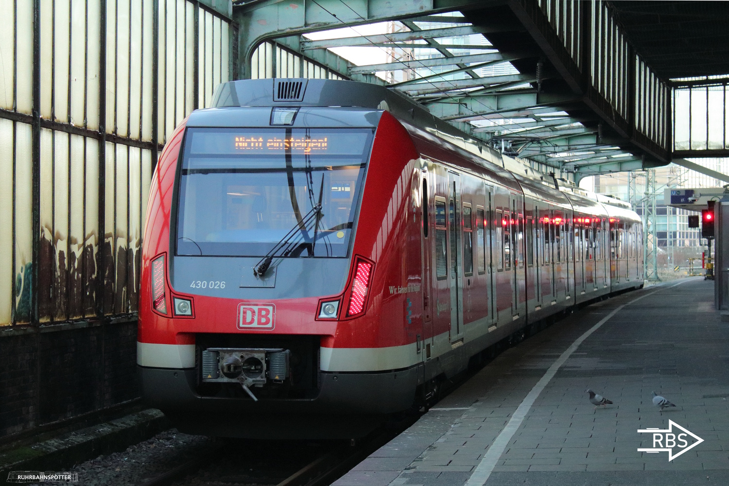 430 026