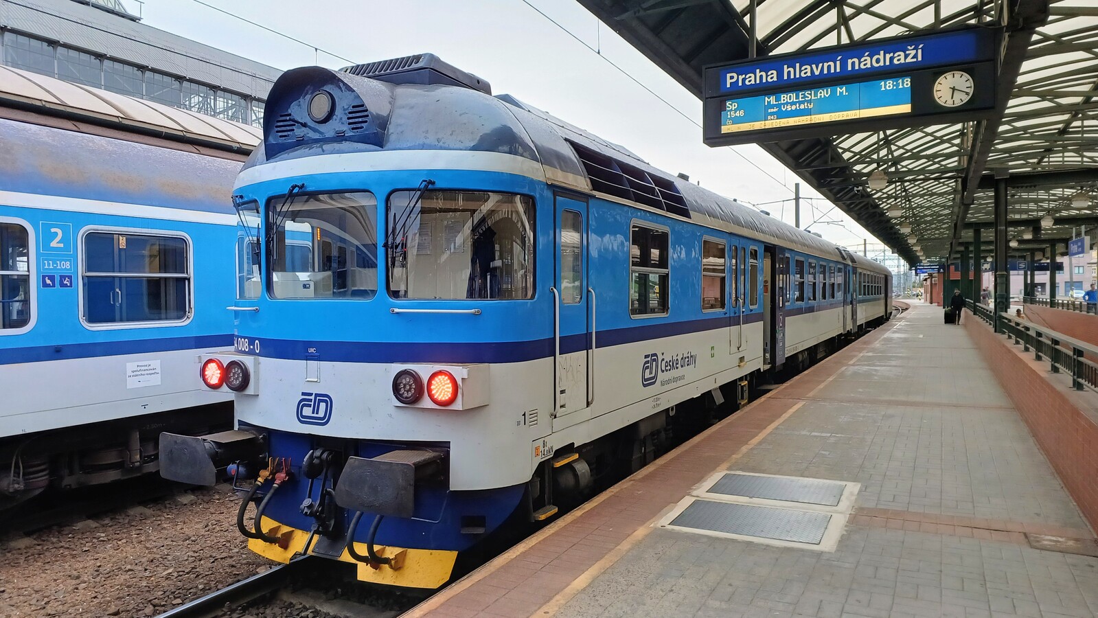 854 008-0