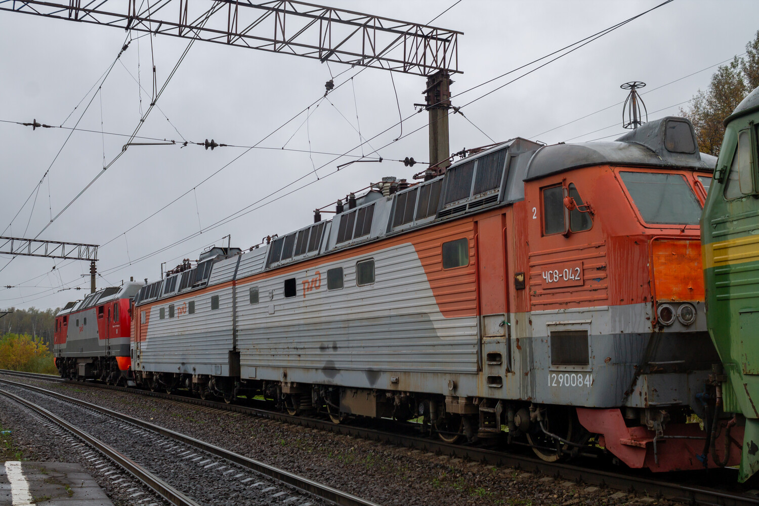 ЧС8-042