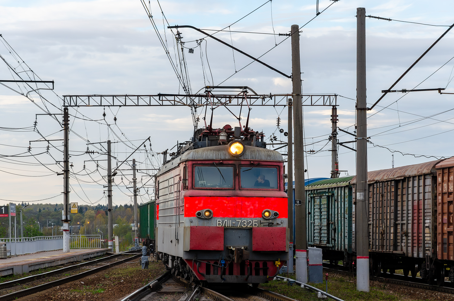 ВЛ11.8-732Б
