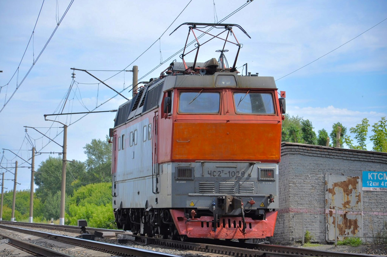 ЧС2Т-1028