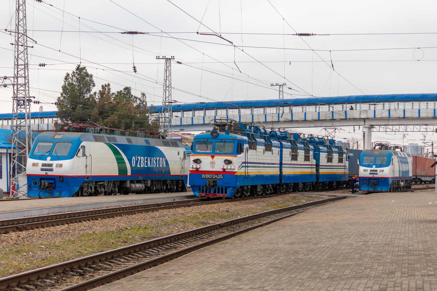 O'Z-Y 0112; ВЛ80С-2425