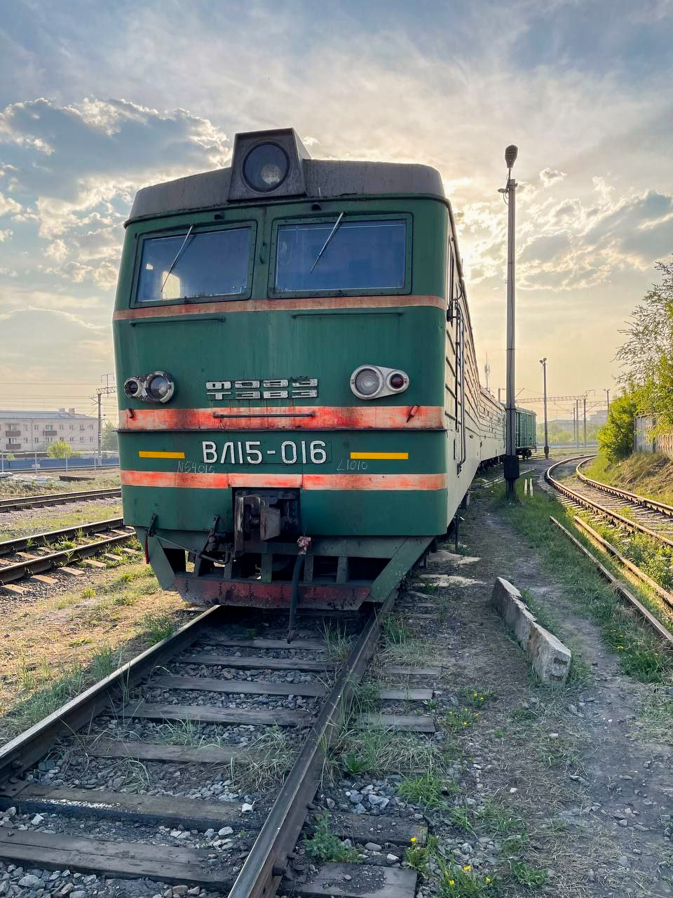 ВЛ15-016