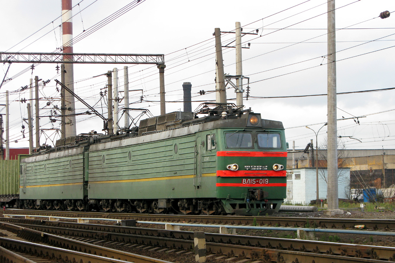 ВЛ15-019