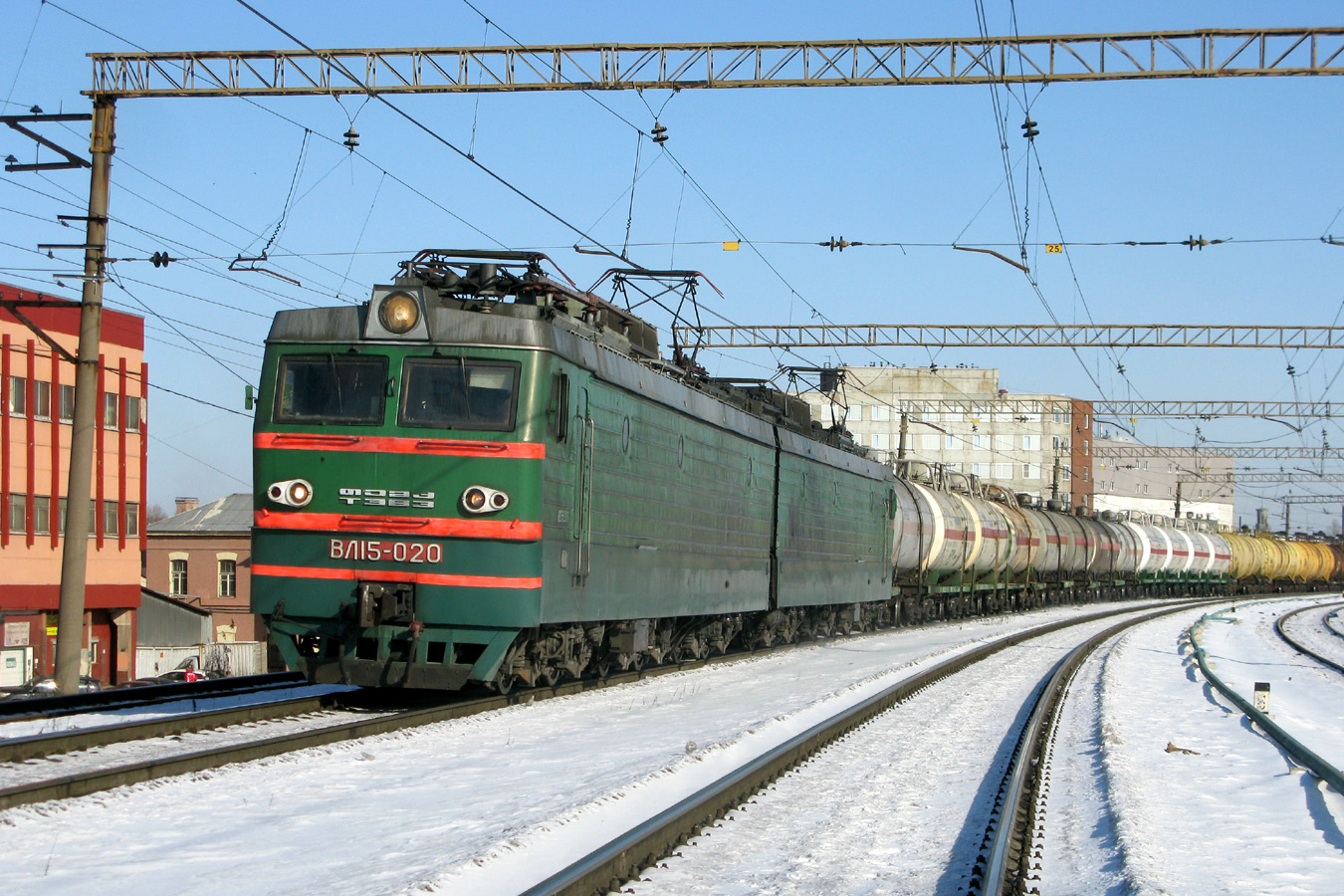 ВЛ15-020
