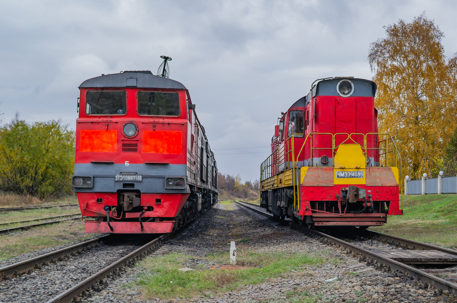 3ТЭ10МК-1186; ЧМЭ3-4089