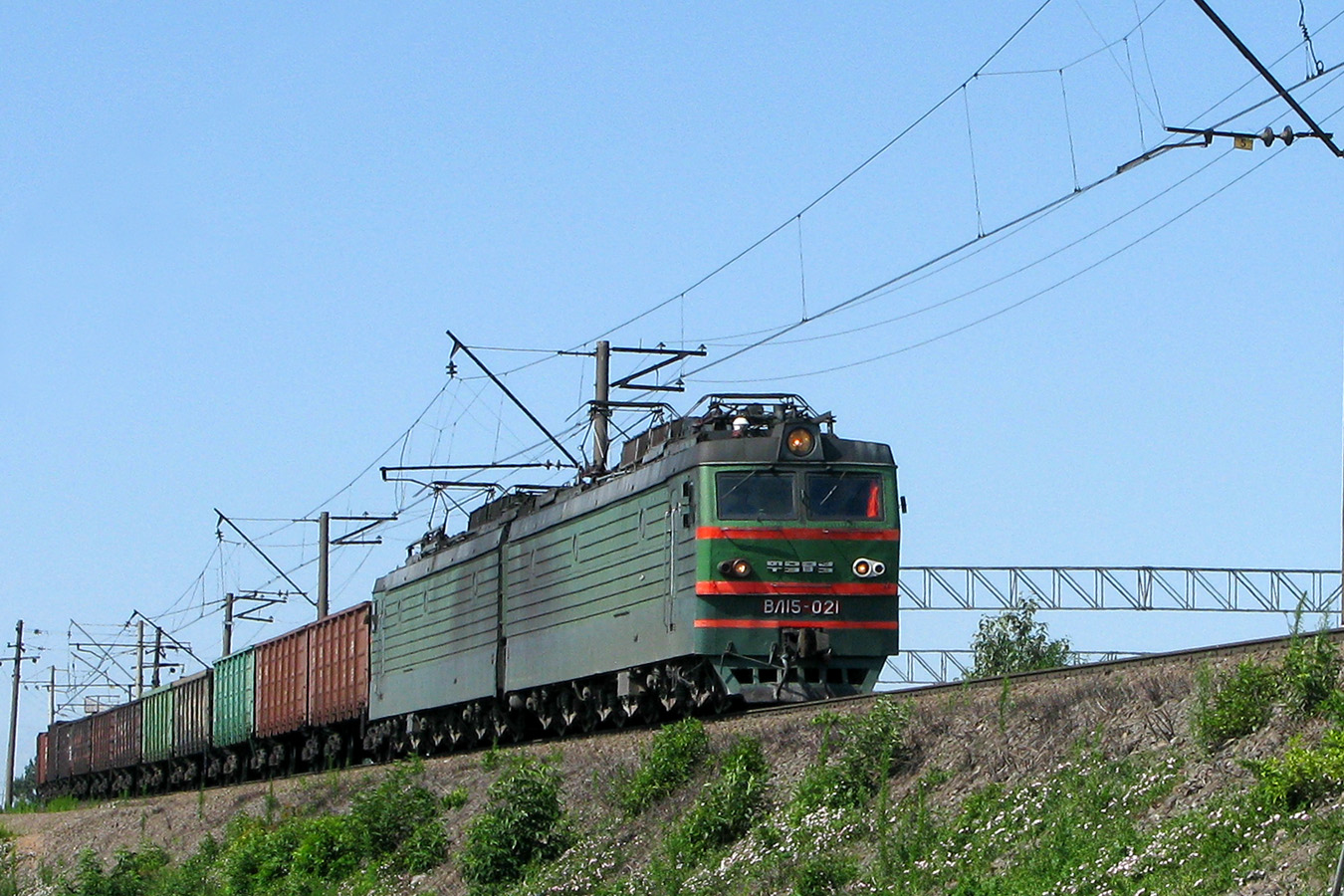 ВЛ15-021
