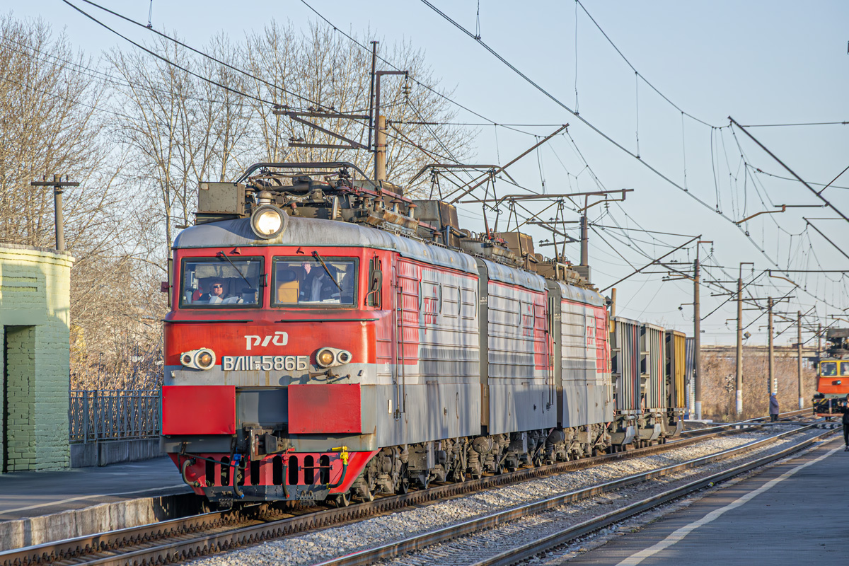 ВЛ11.8-586