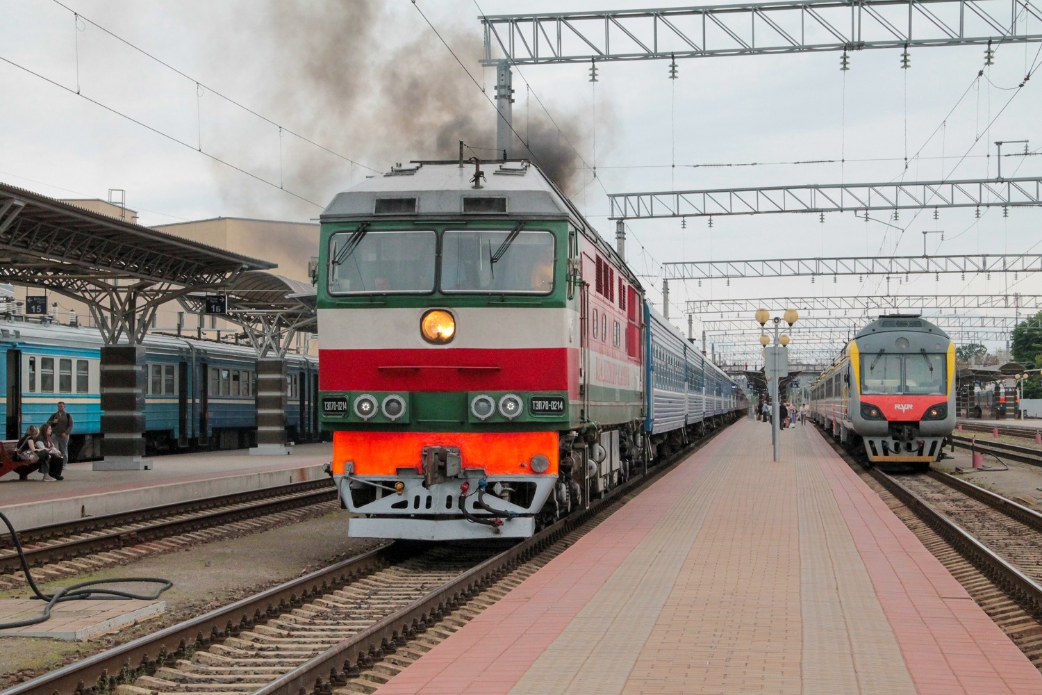 ТЭП70-0214; ДР1Б-500