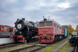 887 КБ