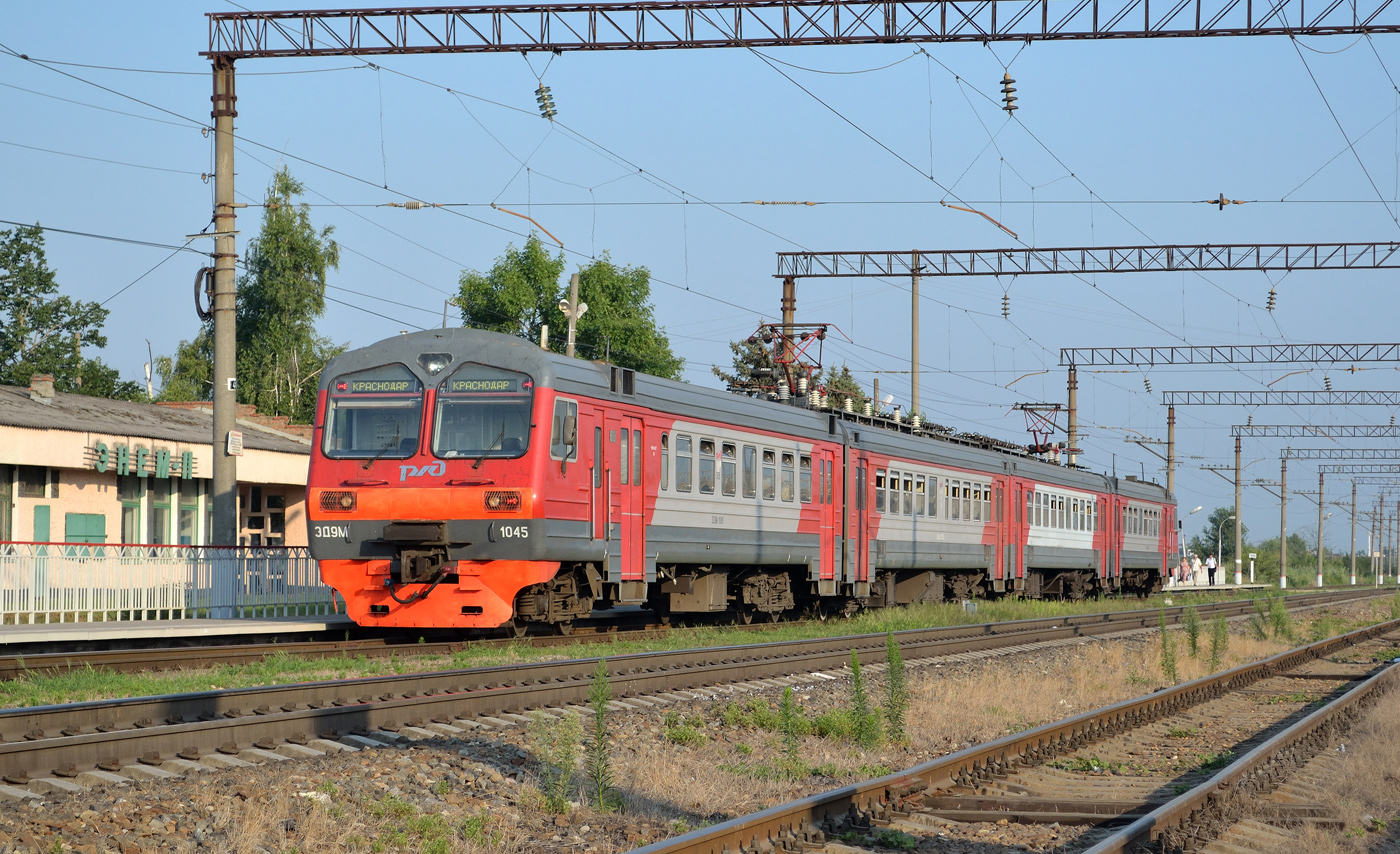 ЭД9М-1045