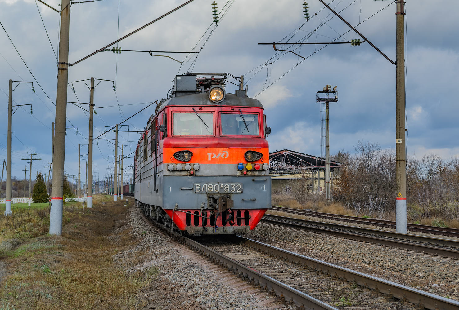 ВЛ80С-832
