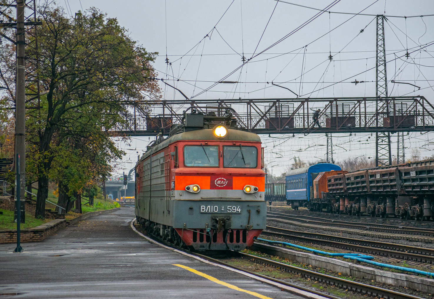 ВЛ10У-594