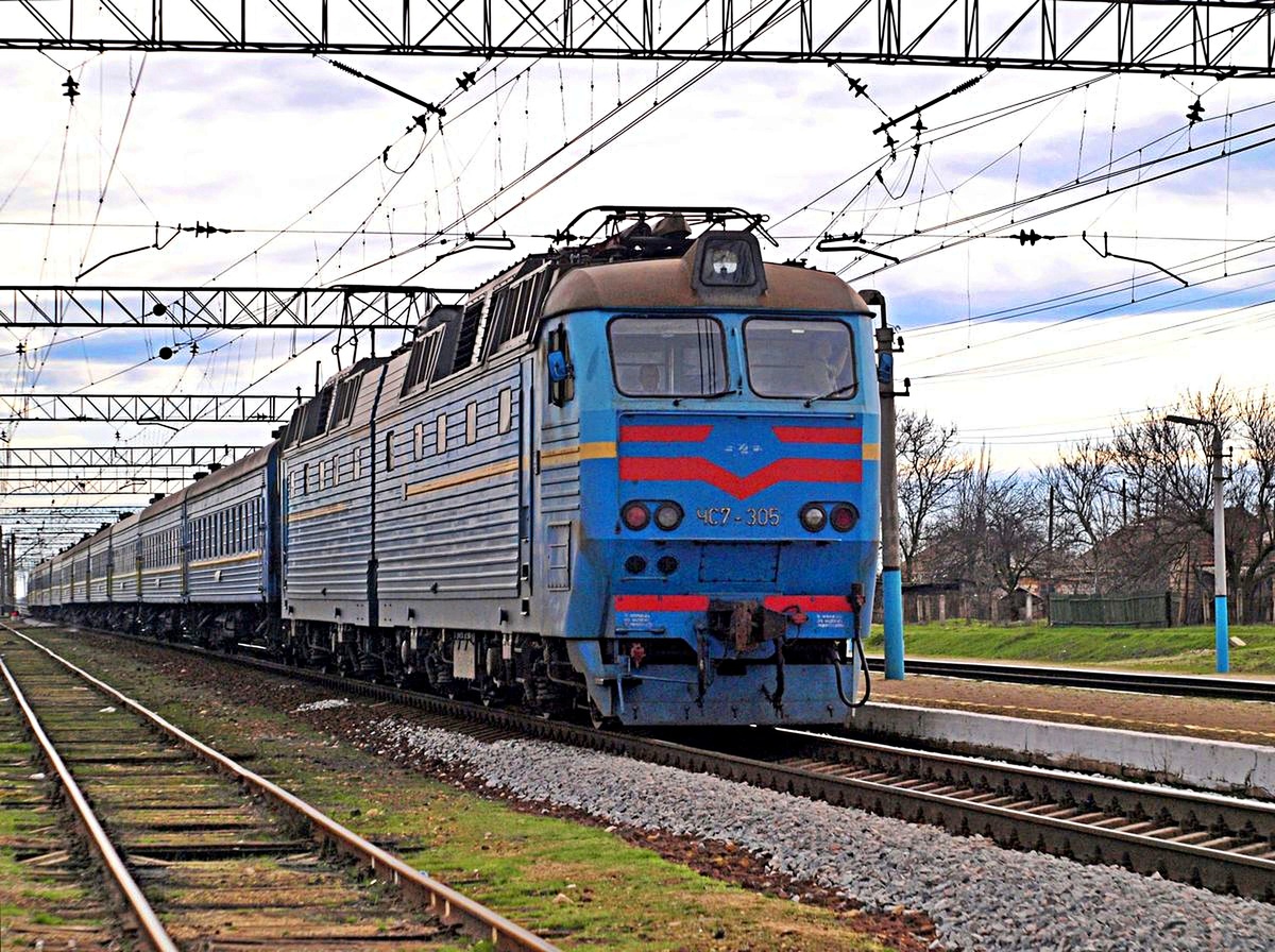 ЧС7-305