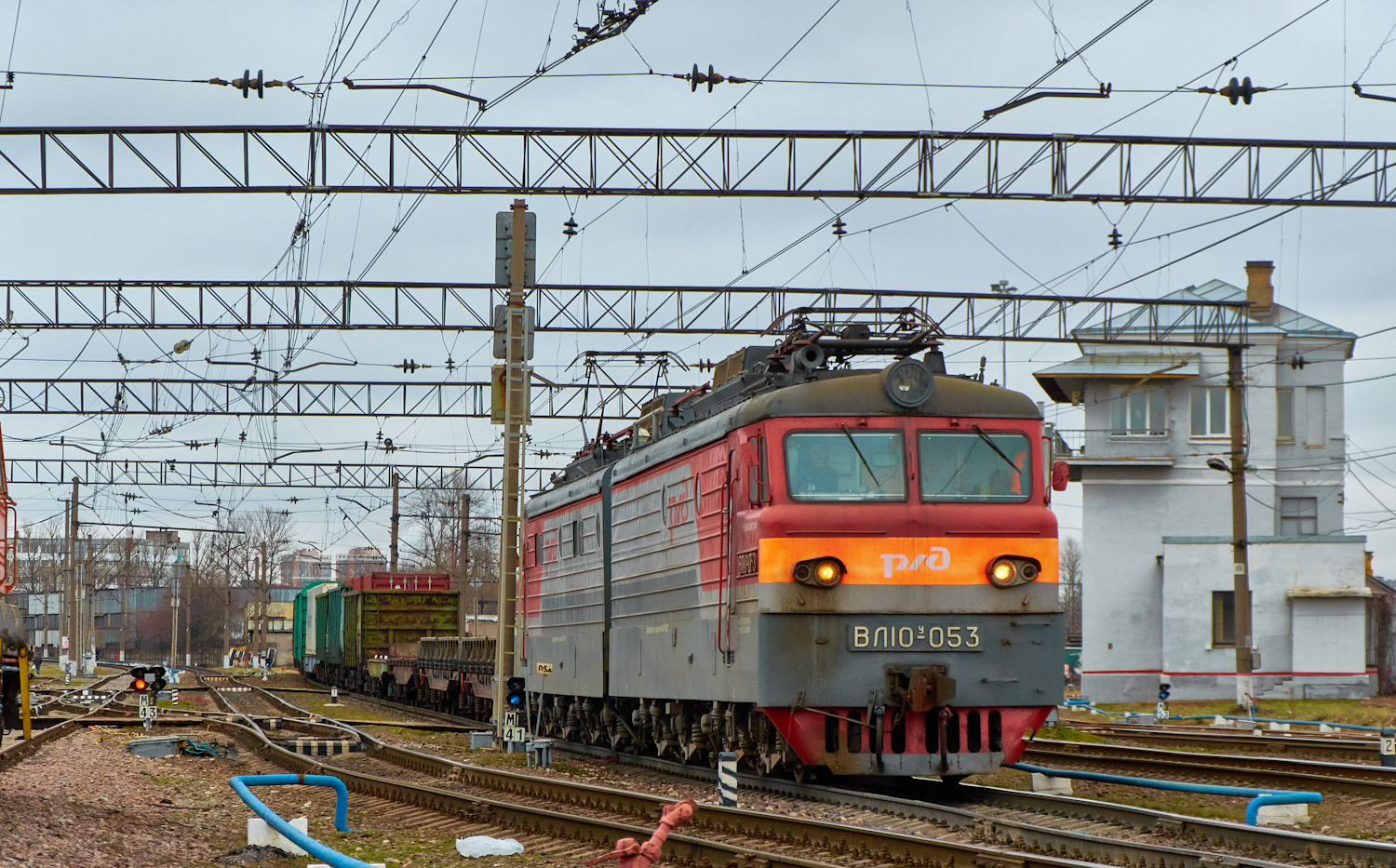 ВЛ10У-053