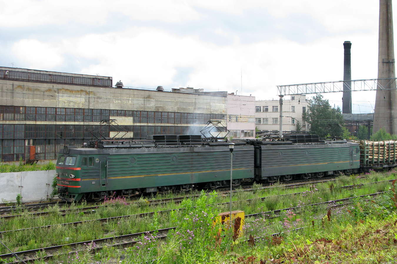 ВЛ15-044