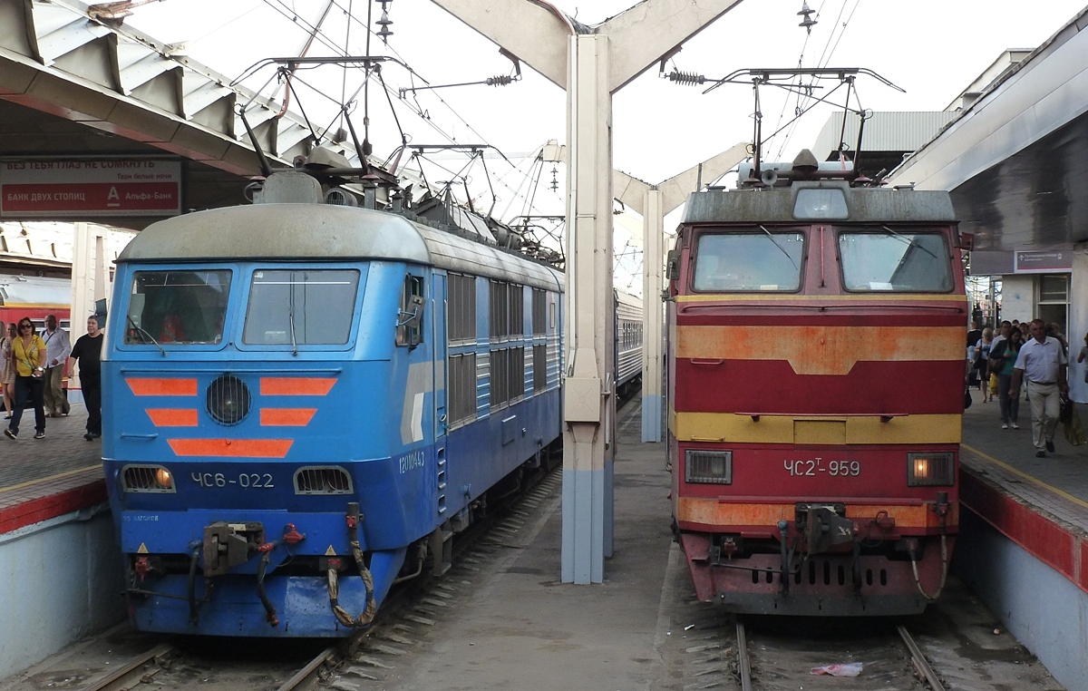ЧС6-022; ЧС2Т-959