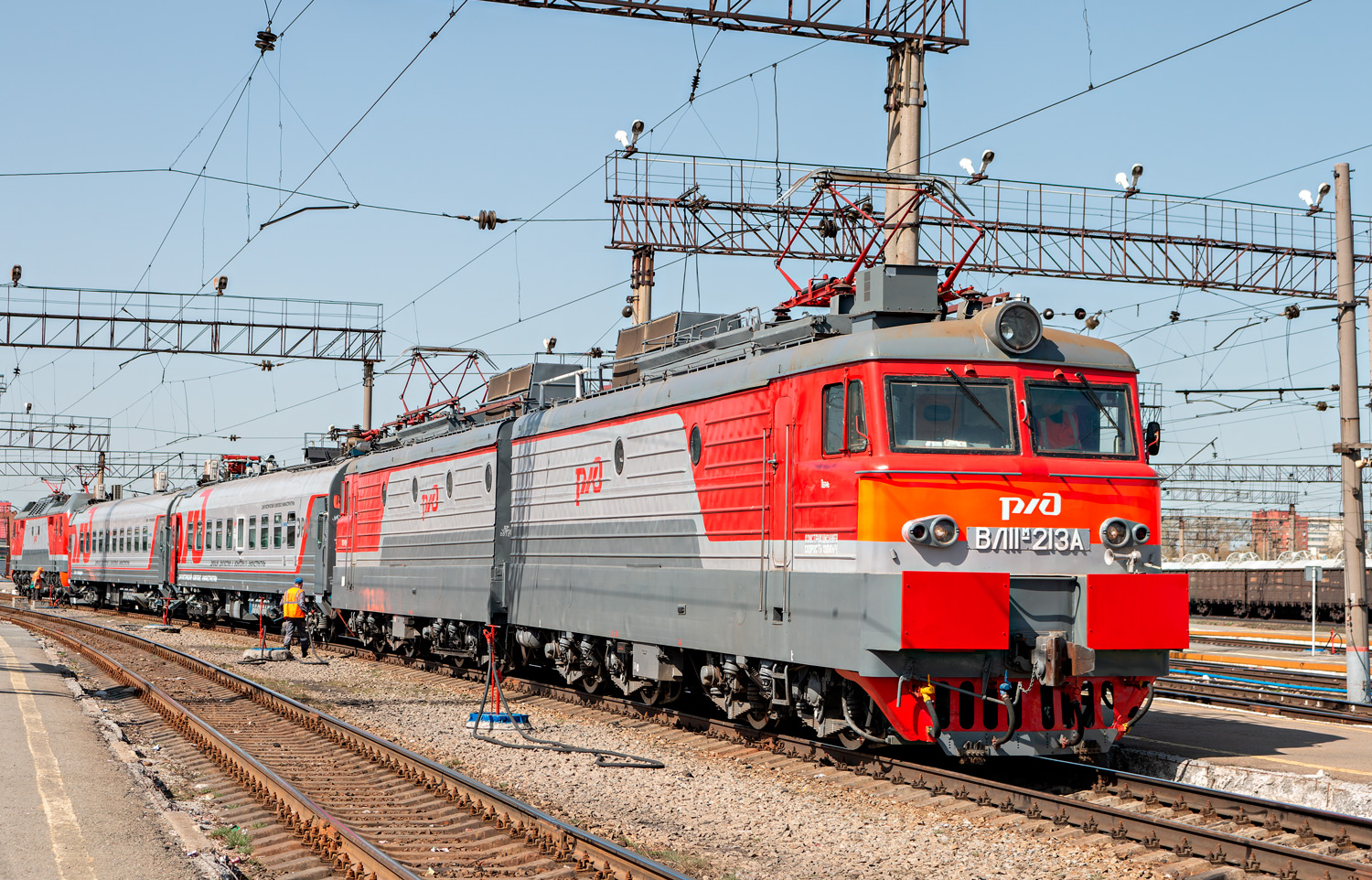 ВЛ11М-213