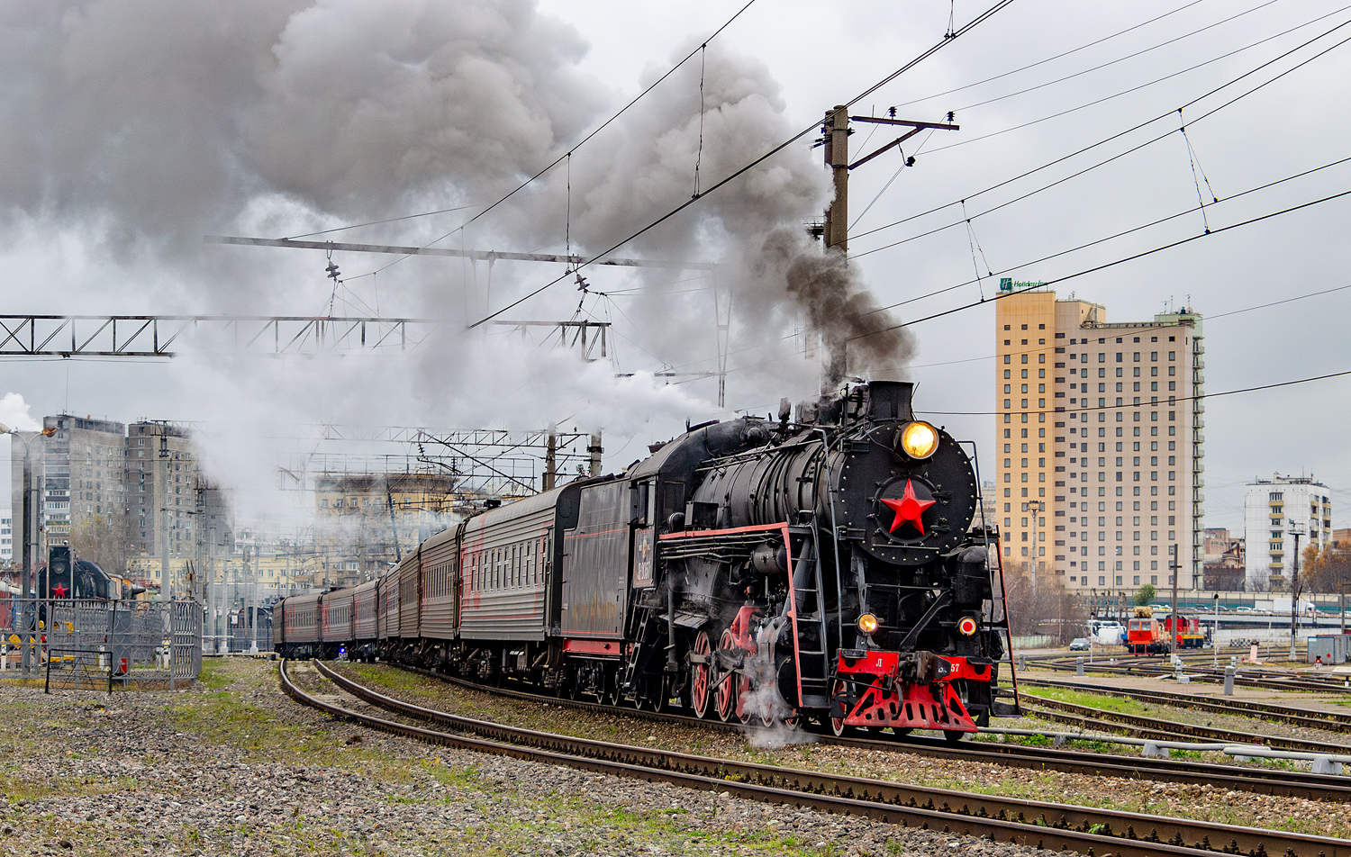 Л-2057