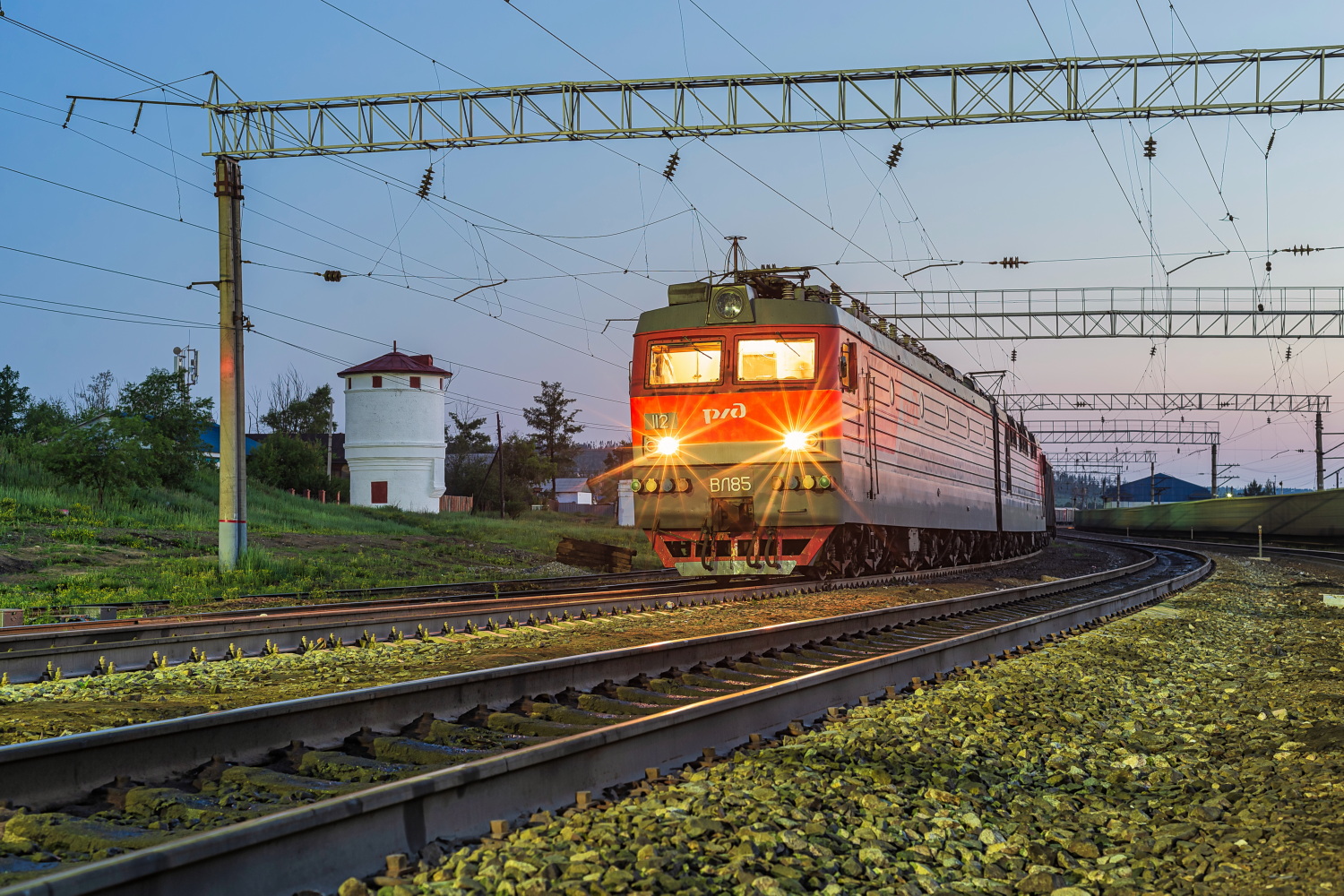 ВЛ85-112