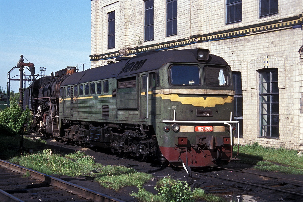 2М62-1050