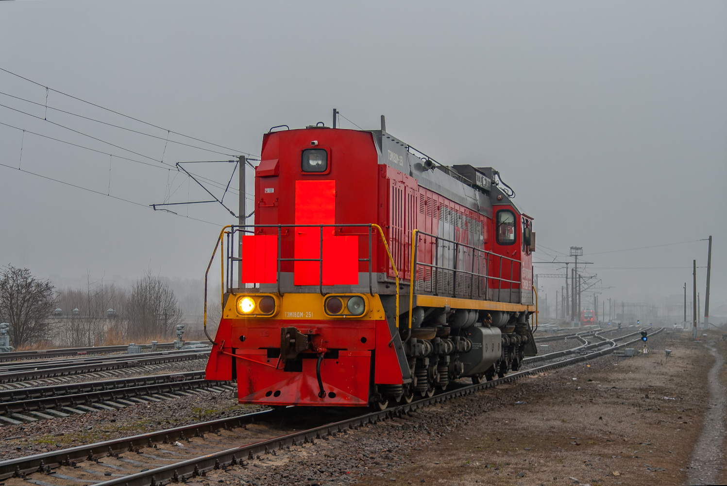 ТЭМ18ДМ-251