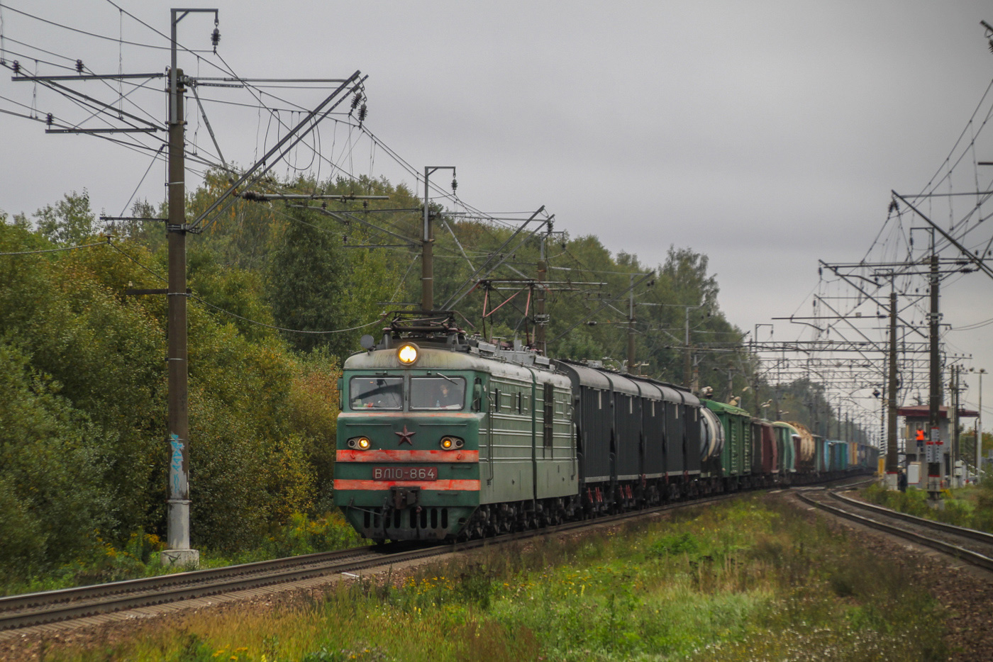 ВЛ10-864