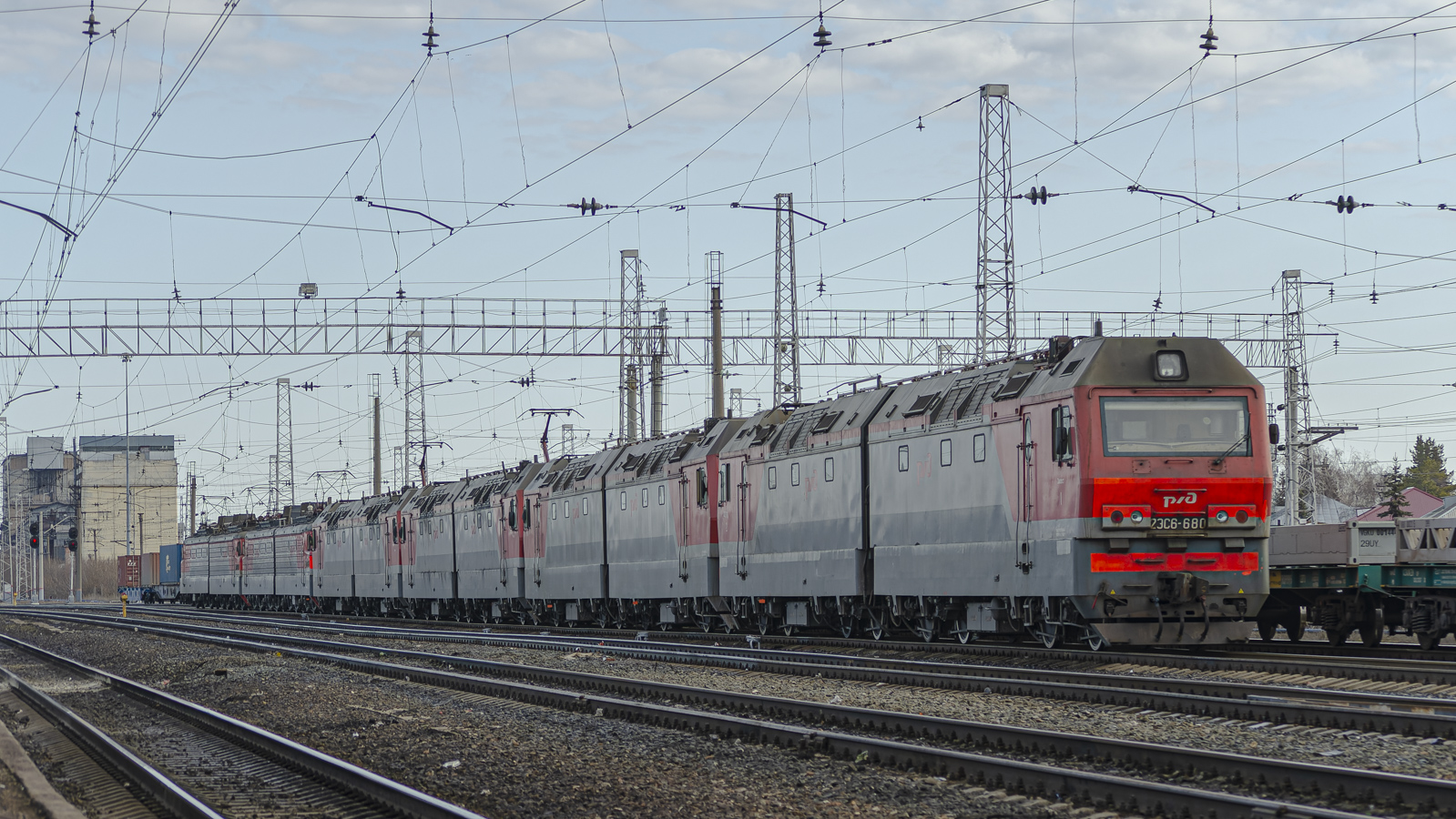 2ЭС6-680