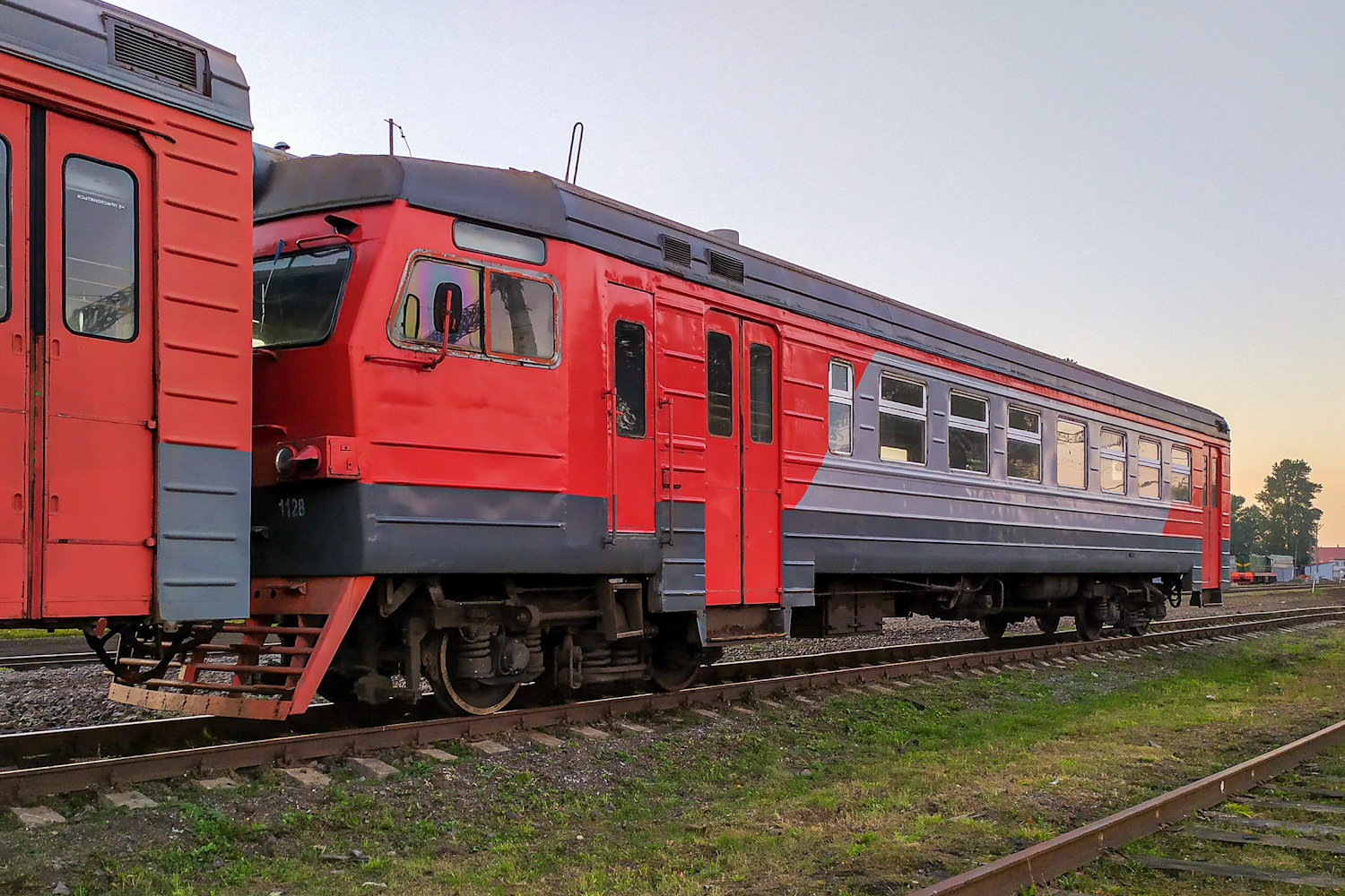 ЭР2К-1128