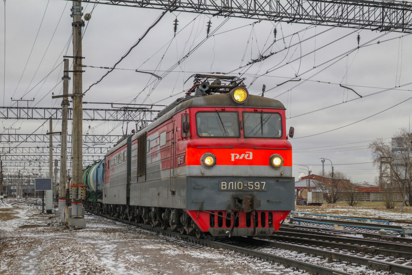ВЛ10-597