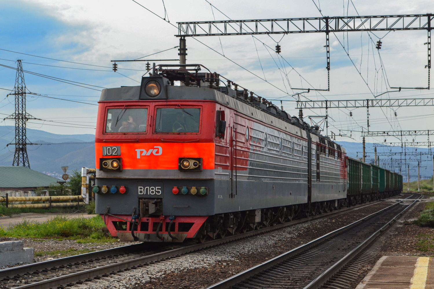 ВЛ85-102