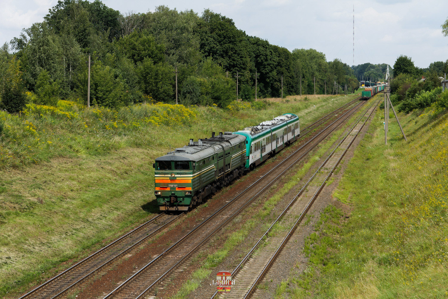 2ТЭ10М-3107