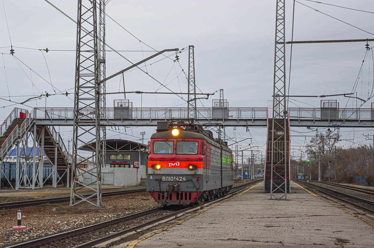 ВЛ10У-424