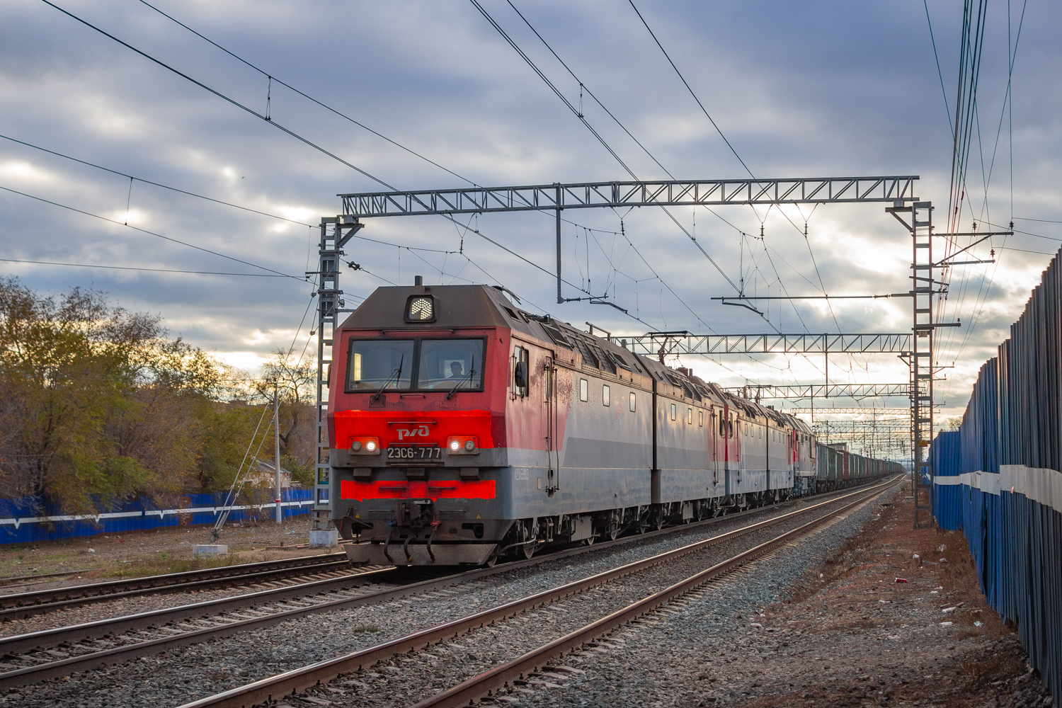 2ЭС6-777