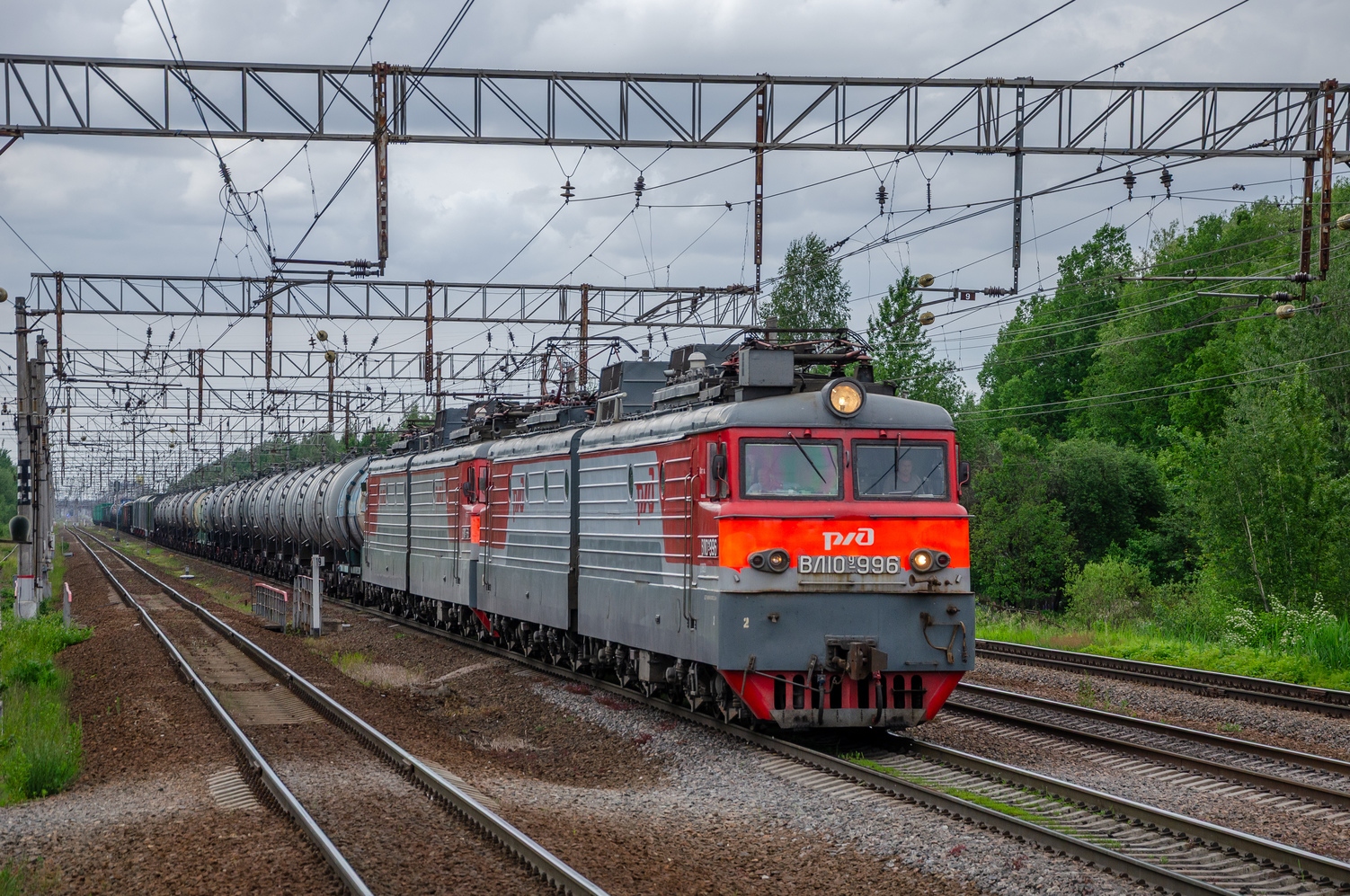 ВЛ10У-996