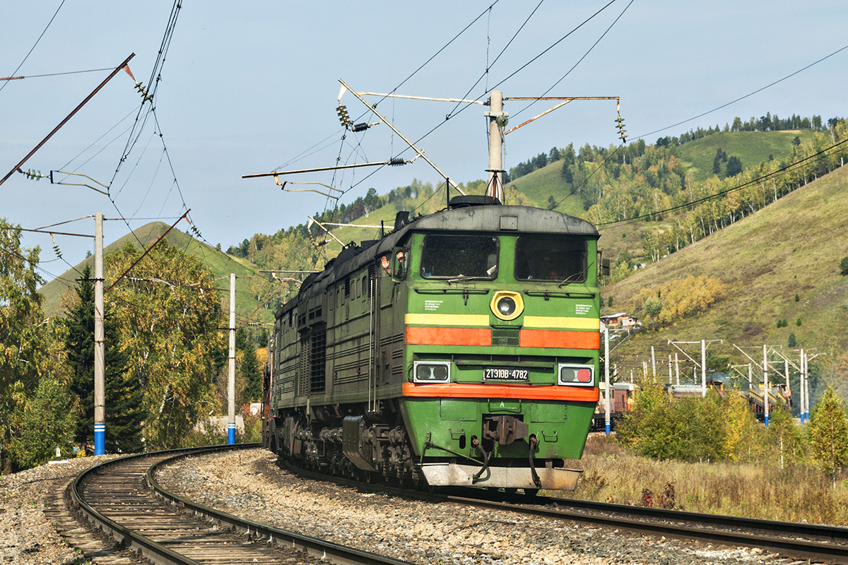 2ТЭ10В-4782