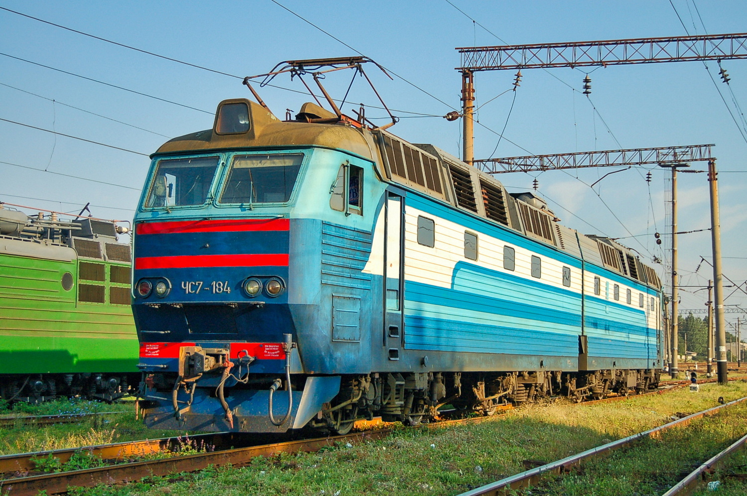 ЧС7-184