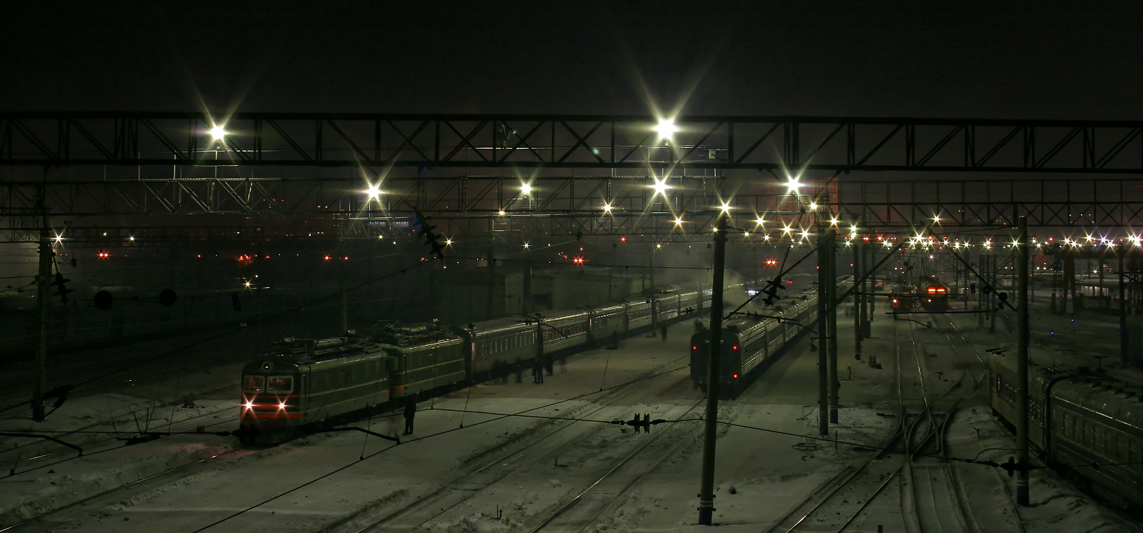 Photo sketches; Sverdlovsk Railway &mdash; Stations and stretches