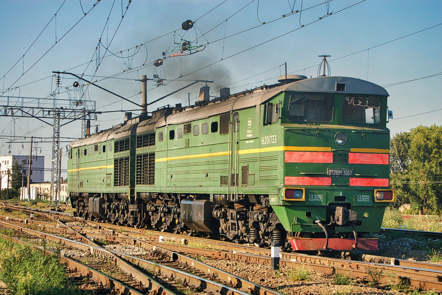 2ТЭ10М-3087