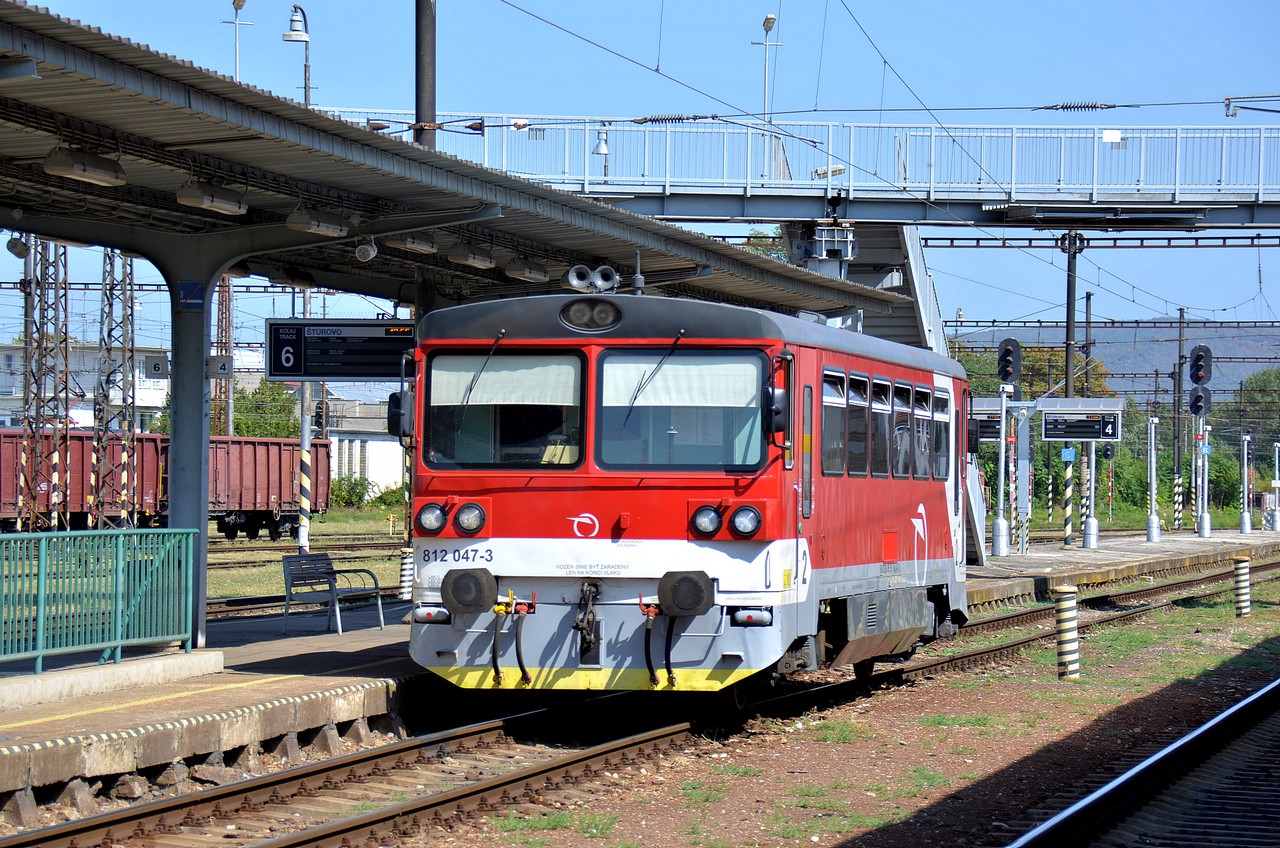 812 047-3