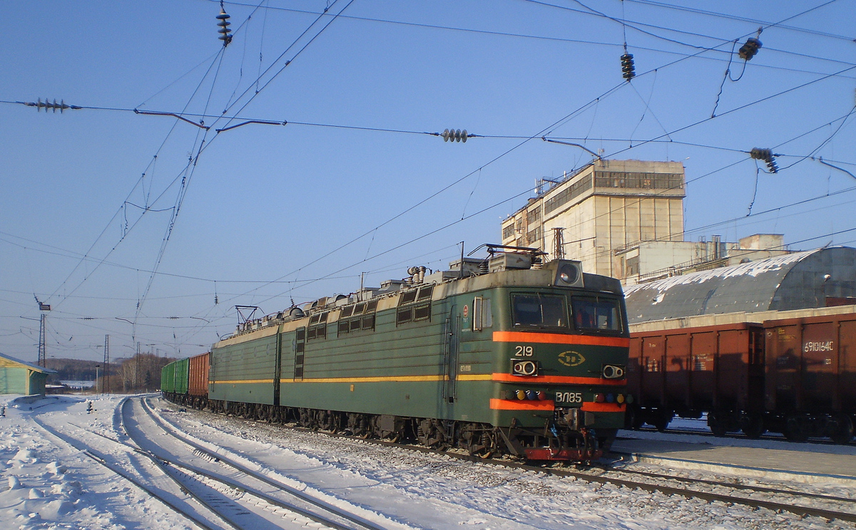 ВЛ85-219