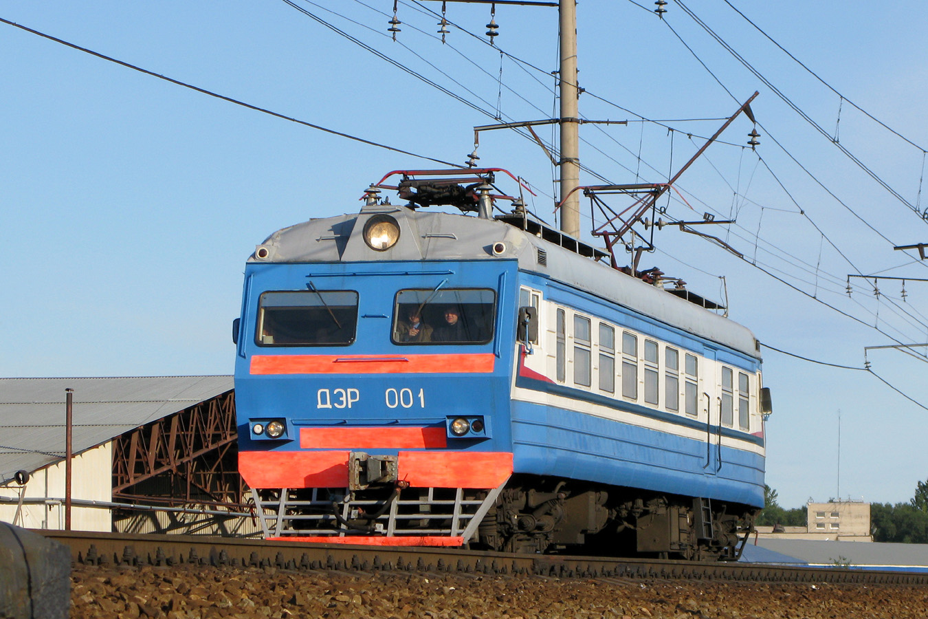 ДЭР-001