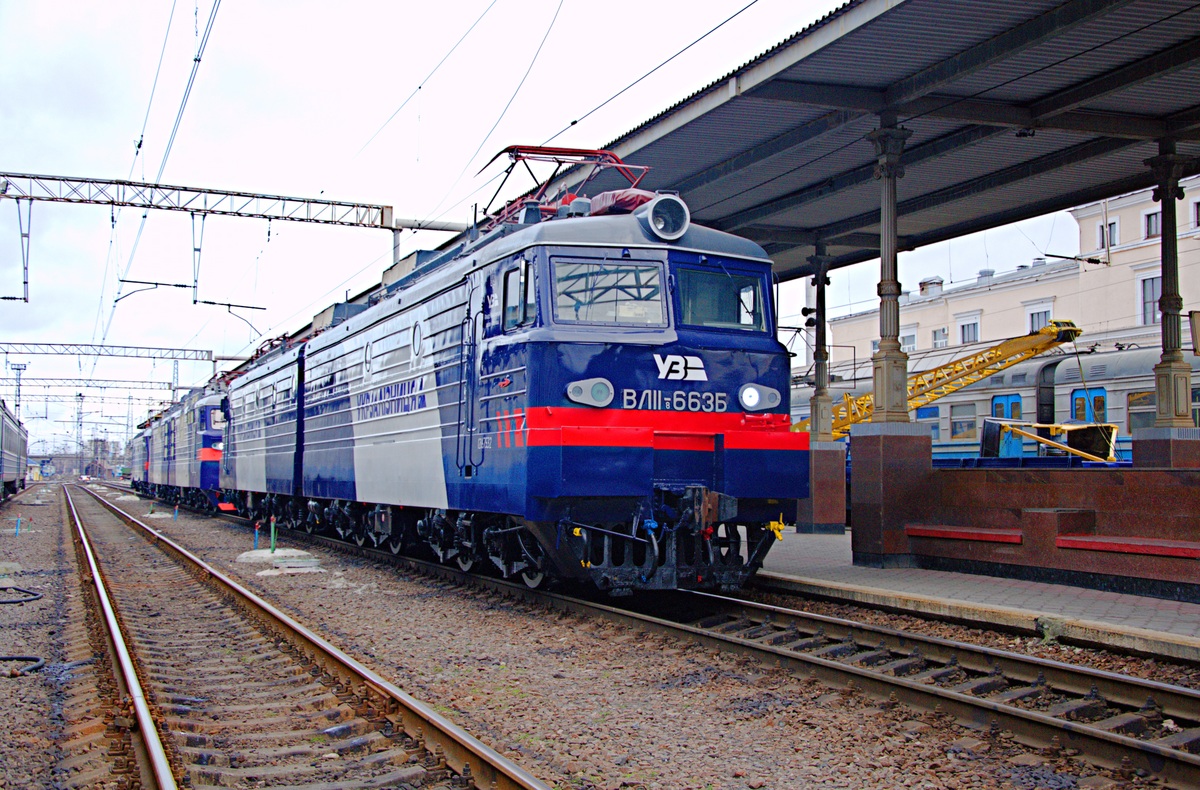 ВЛ11.8-663