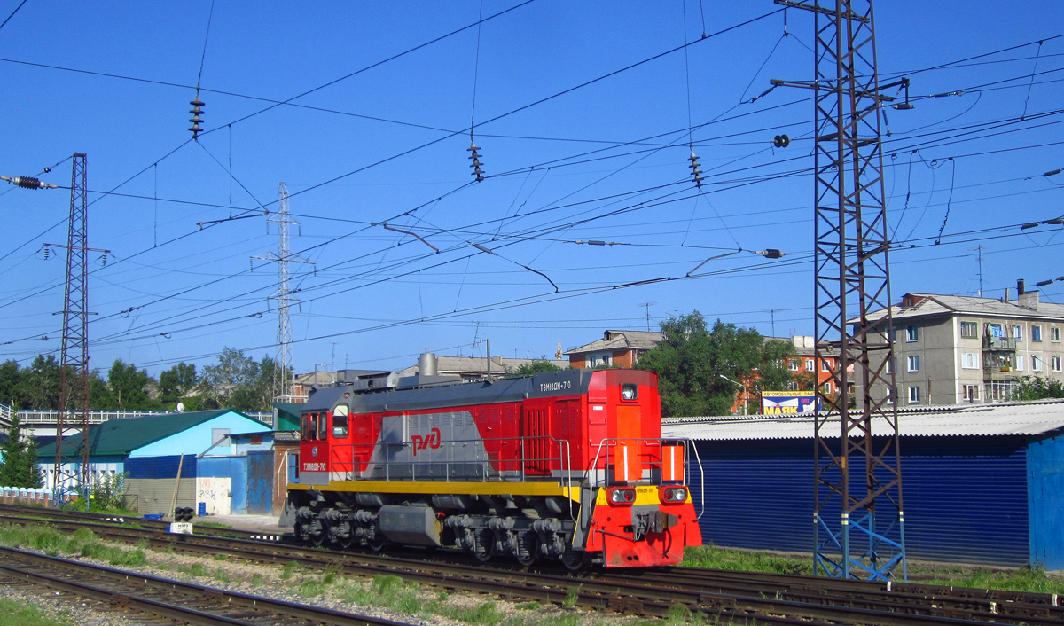 ТЭМ18ДМ-710