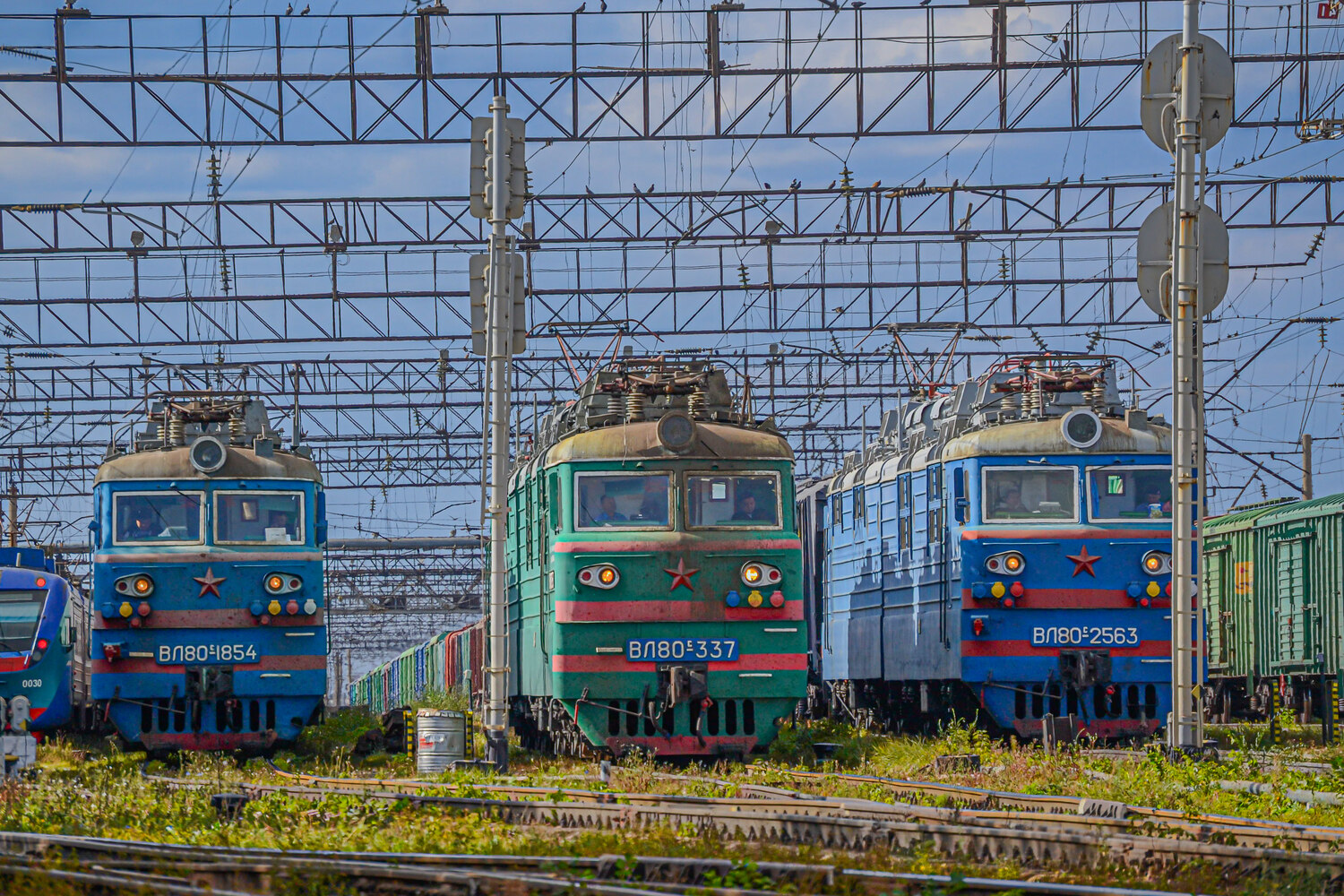 ВЛ80С-337