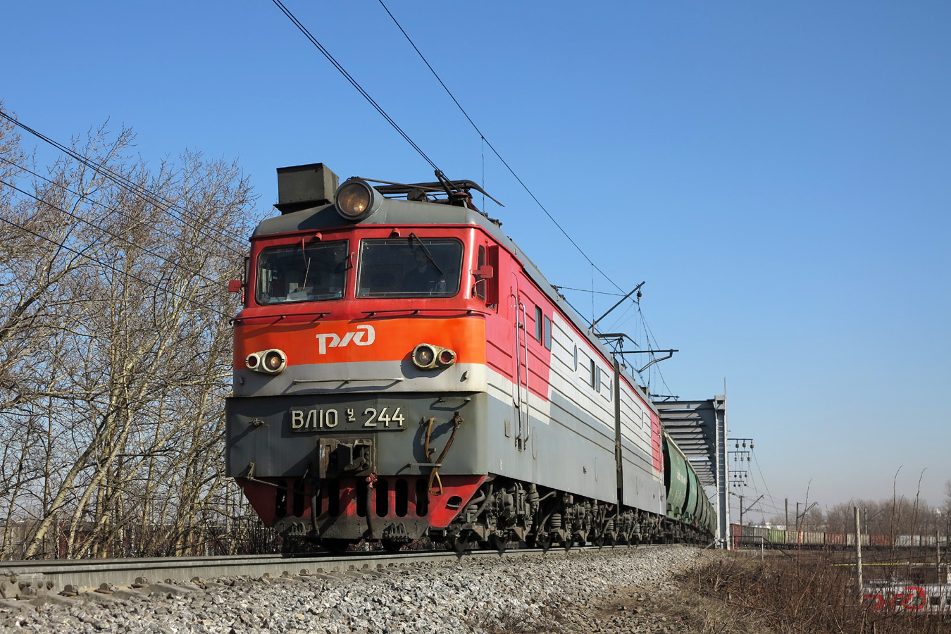 ВЛ10У-244